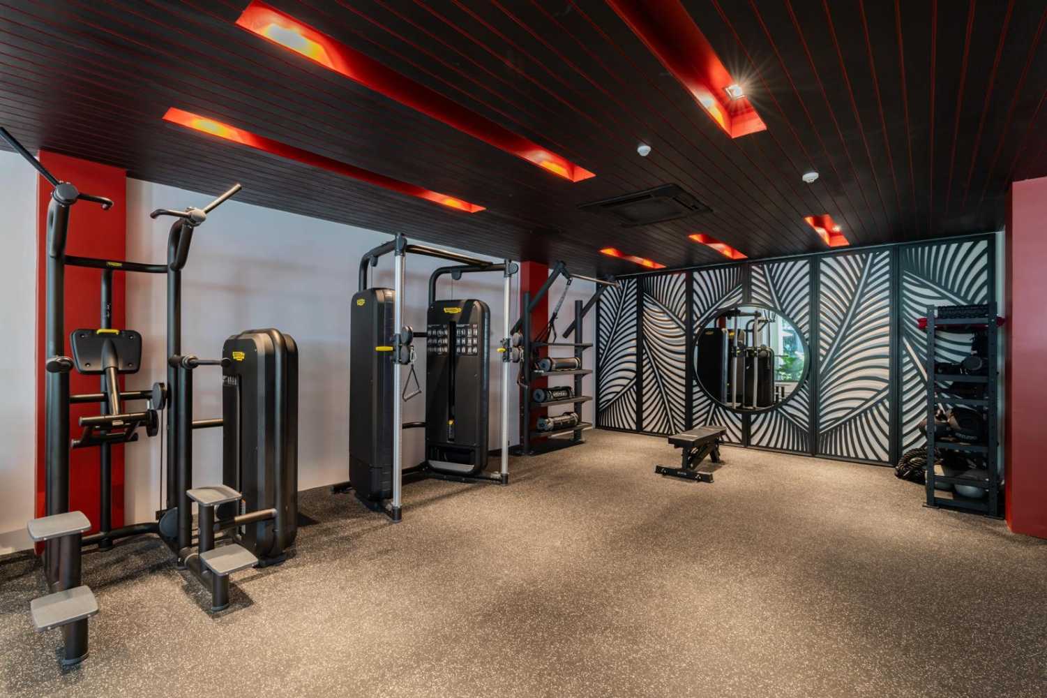 Property image - full photo 17