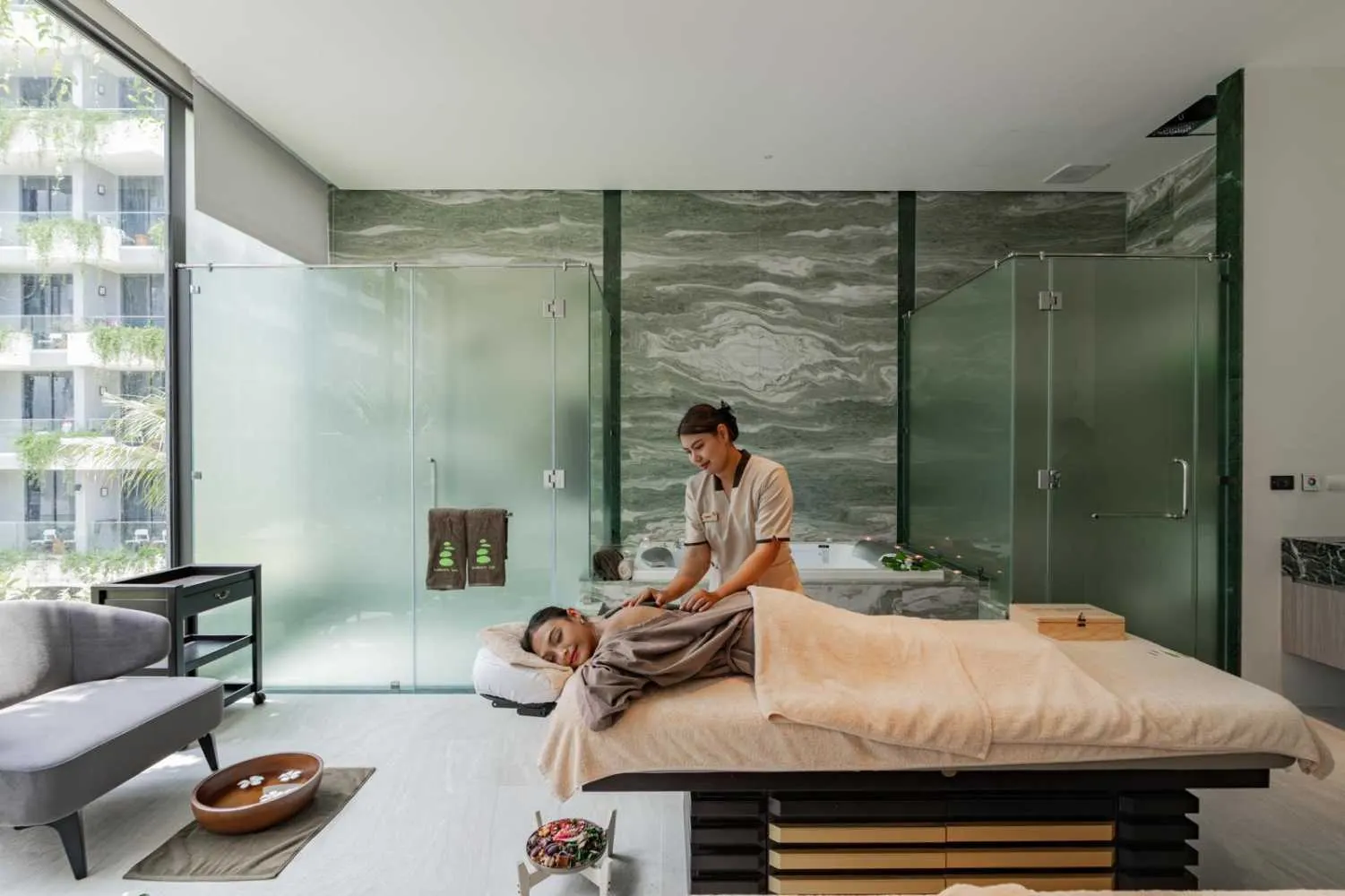 Property image - full photo 25