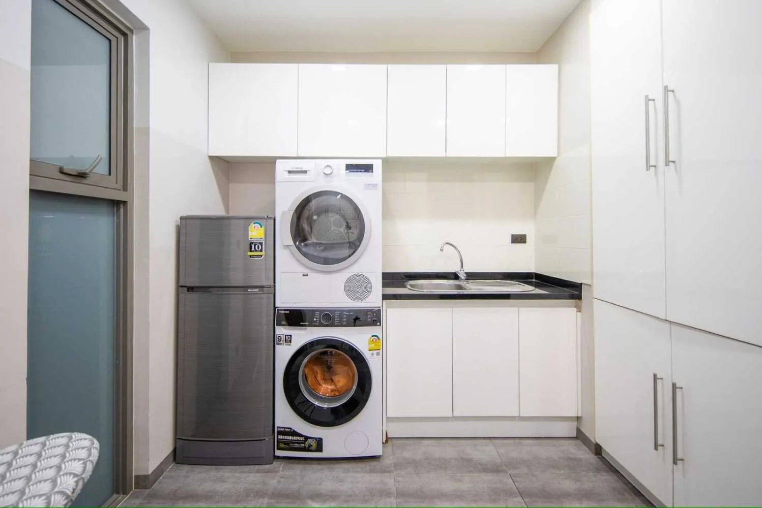 Property image - full photo 9