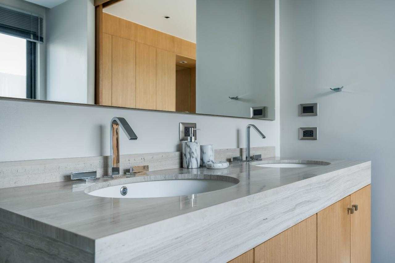 Property image - full photo 30