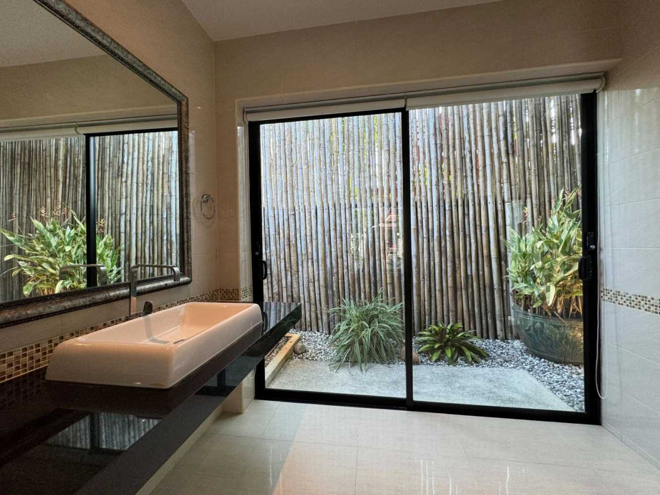 Property image - full photo 23