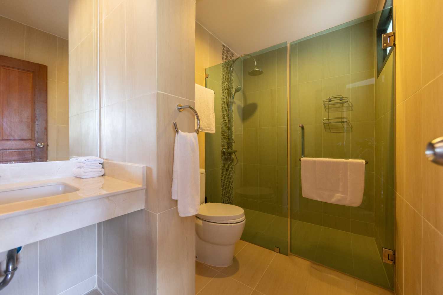 Property image - full photo 17