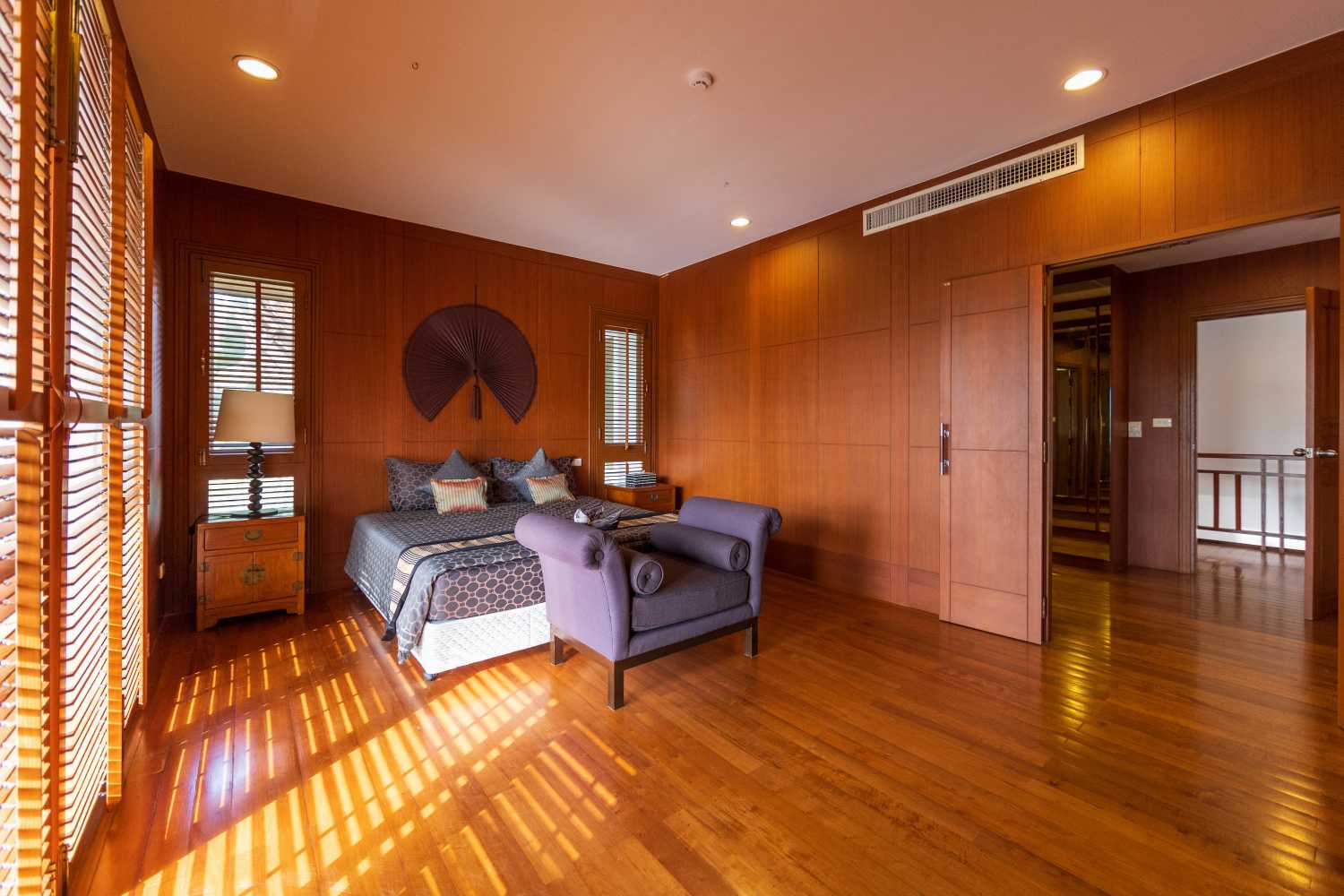 Property image - full photo 13