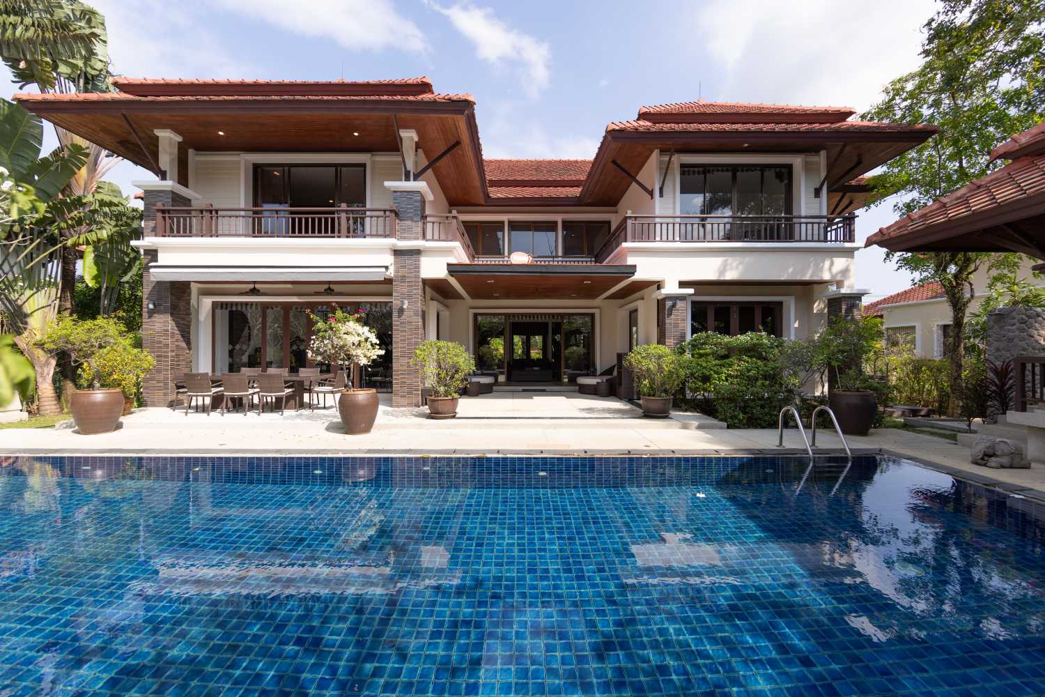 Property image - full photo 1