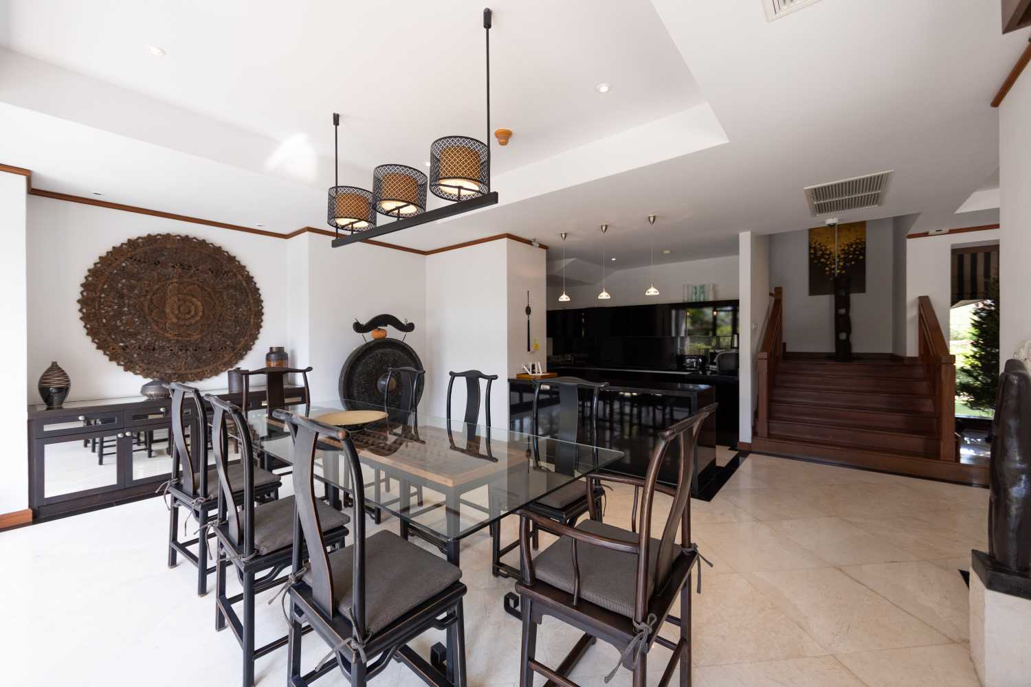 Property image - full photo 10