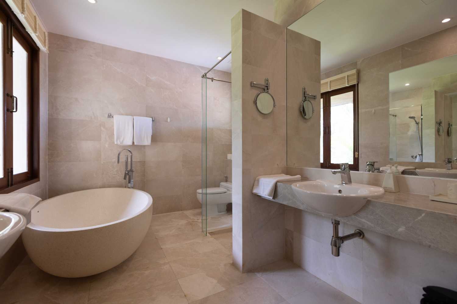 Property image - full photo 19
