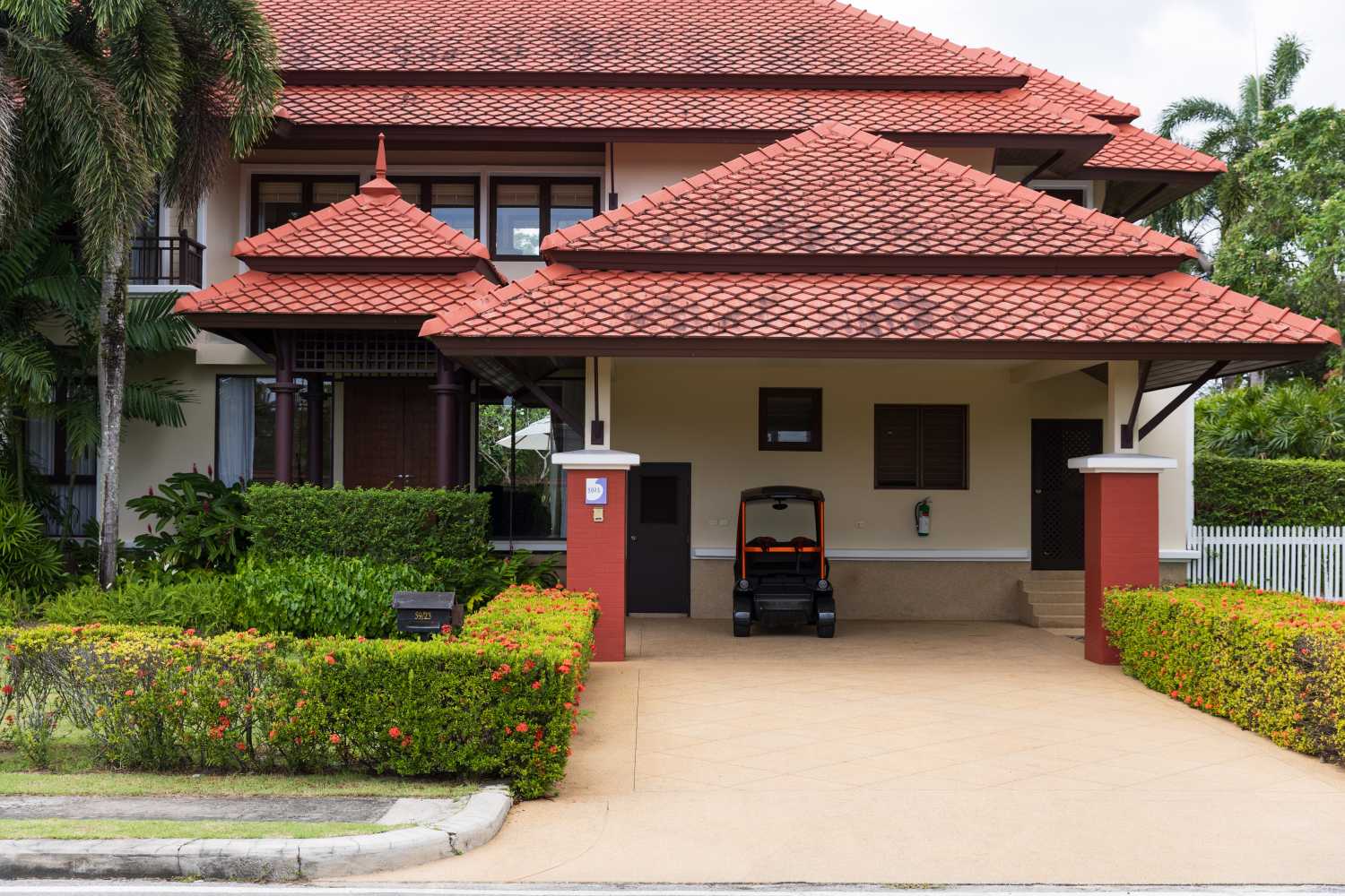 Property image - full photo 22
