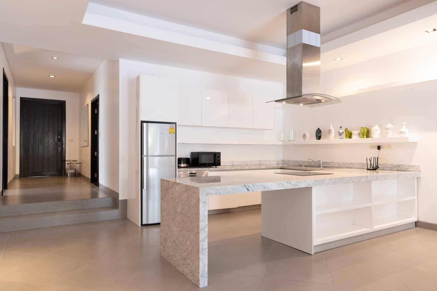 Property image - full photo 2