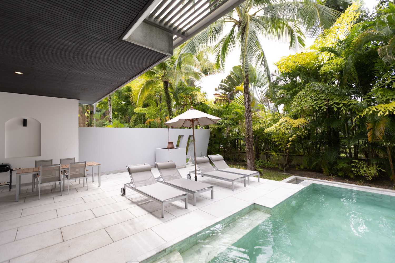 Property image - full photo 18