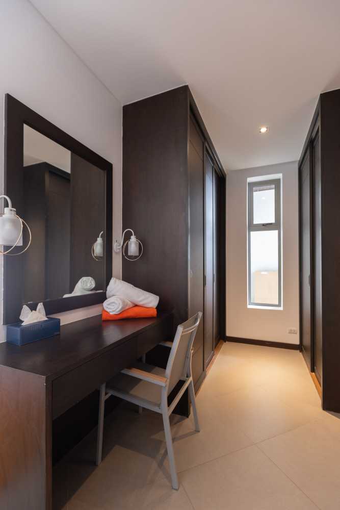 Property image - full photo 10