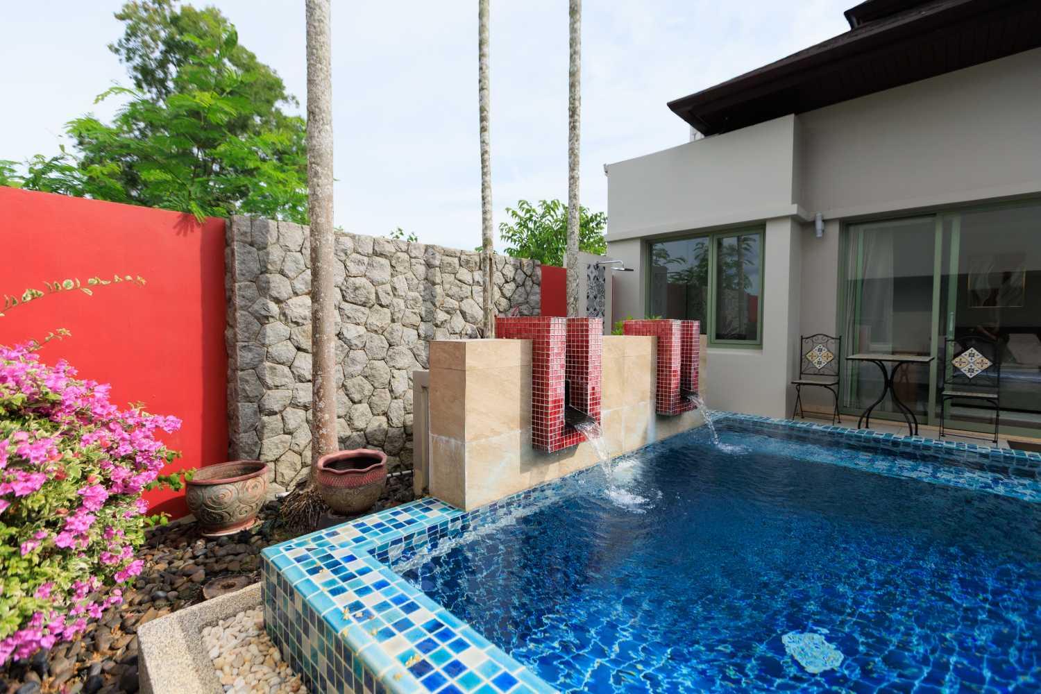 Property image - full photo 6