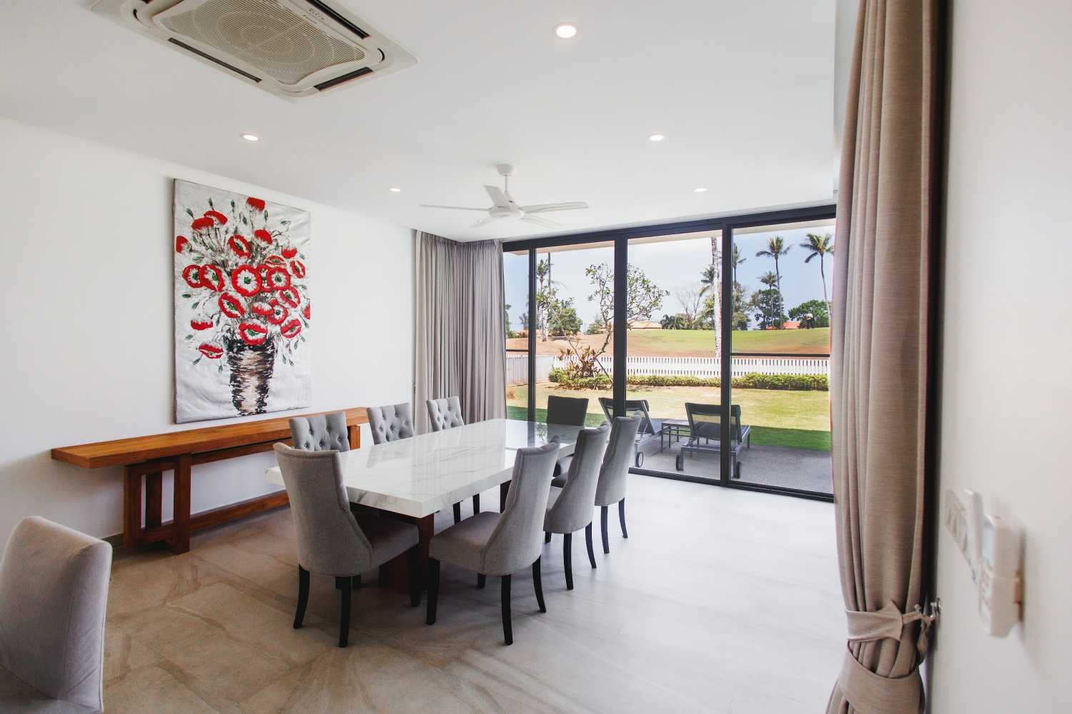 Property image - full photo 10