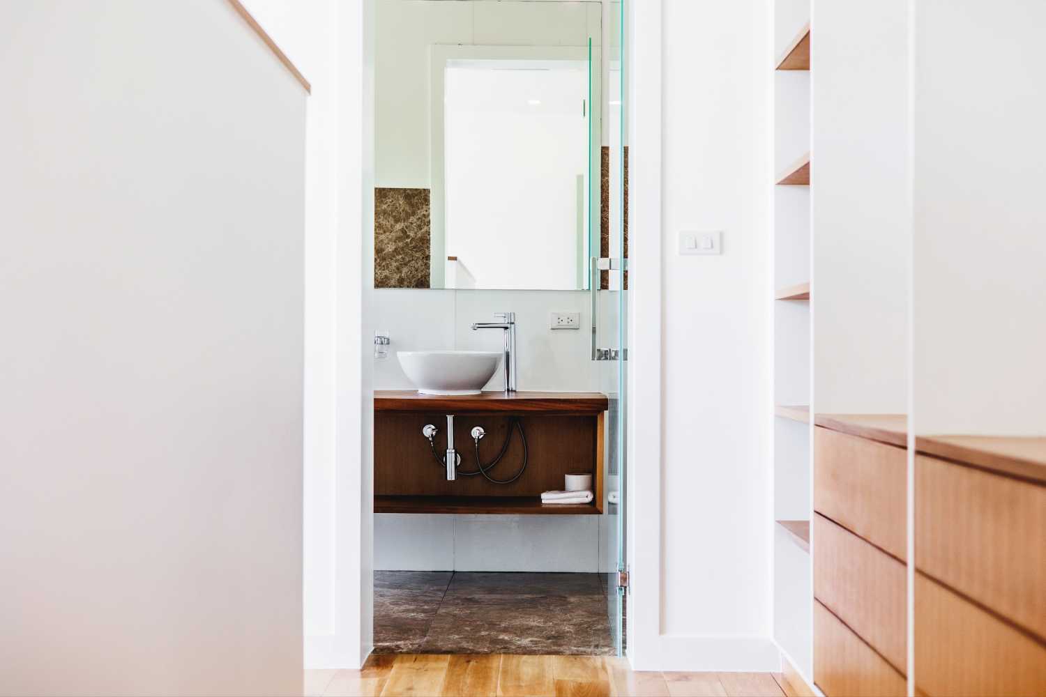 Property image - full photo 22