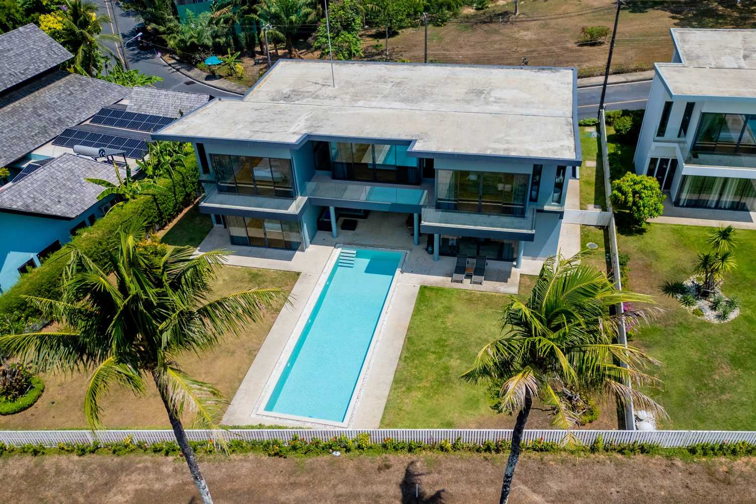 Property image - full photo 1
