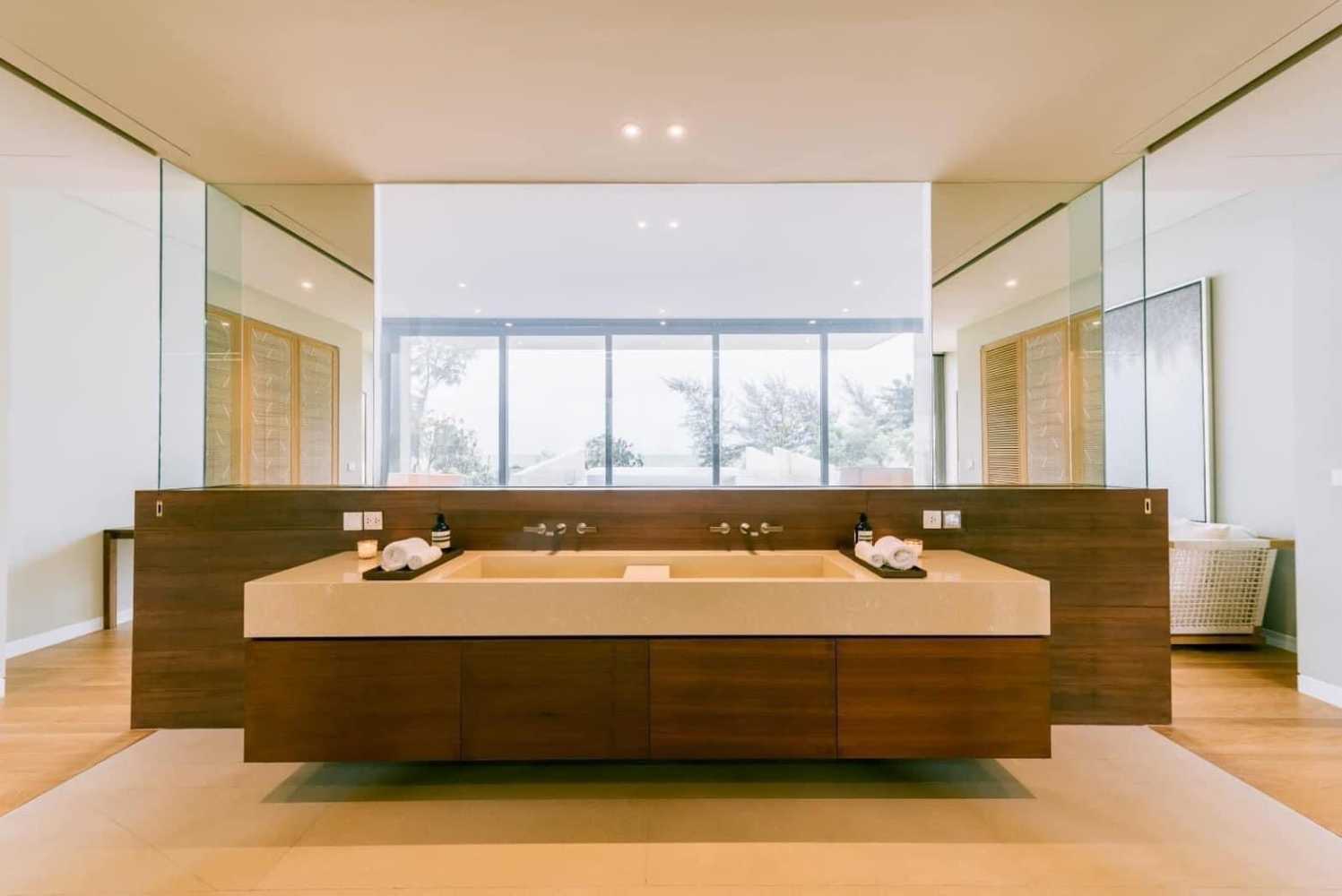 Property image - full photo 8