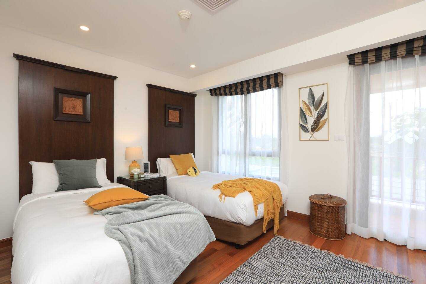 Property image - full photo 24