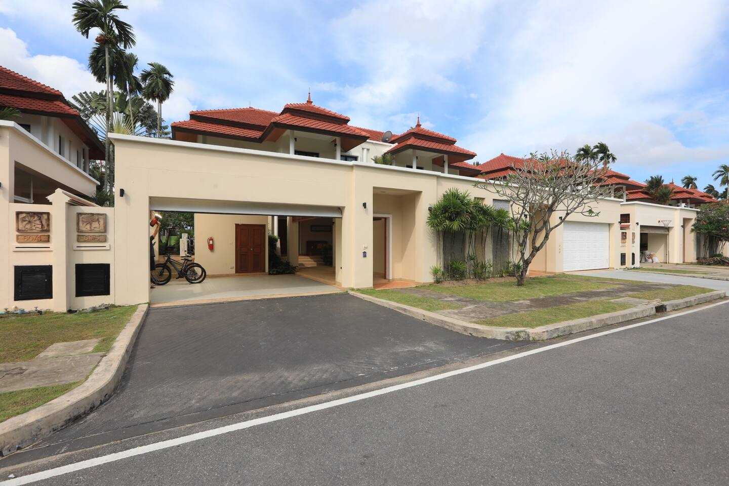 Property image - full photo 32