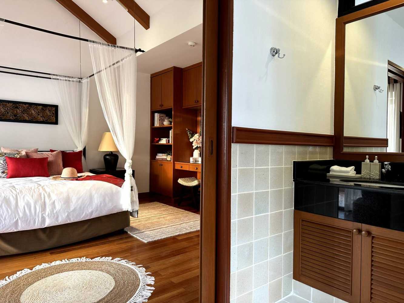 Property image - full photo 11