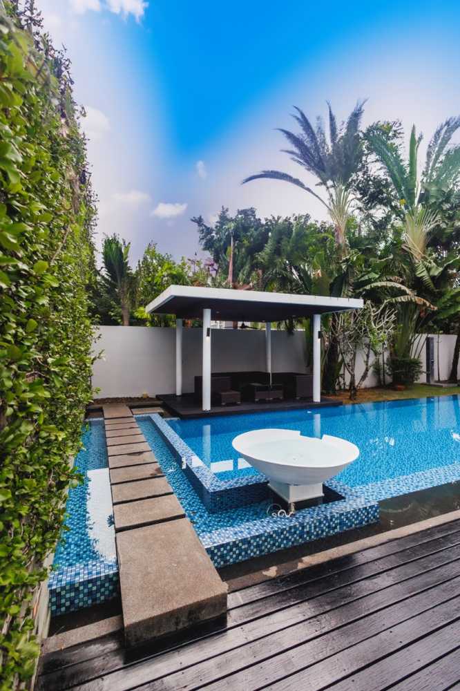Property image - full photo 43