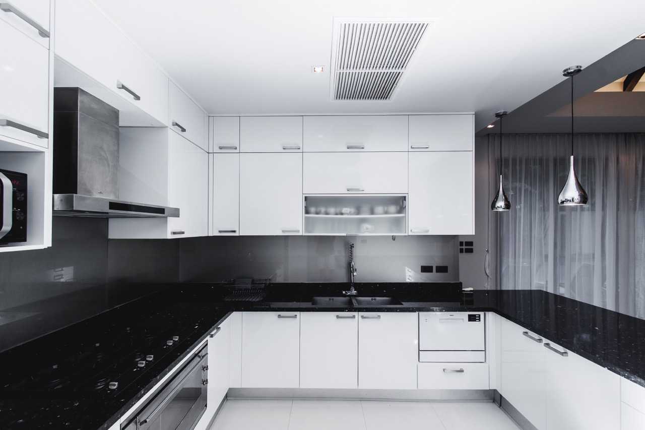 Property image - full photo 9