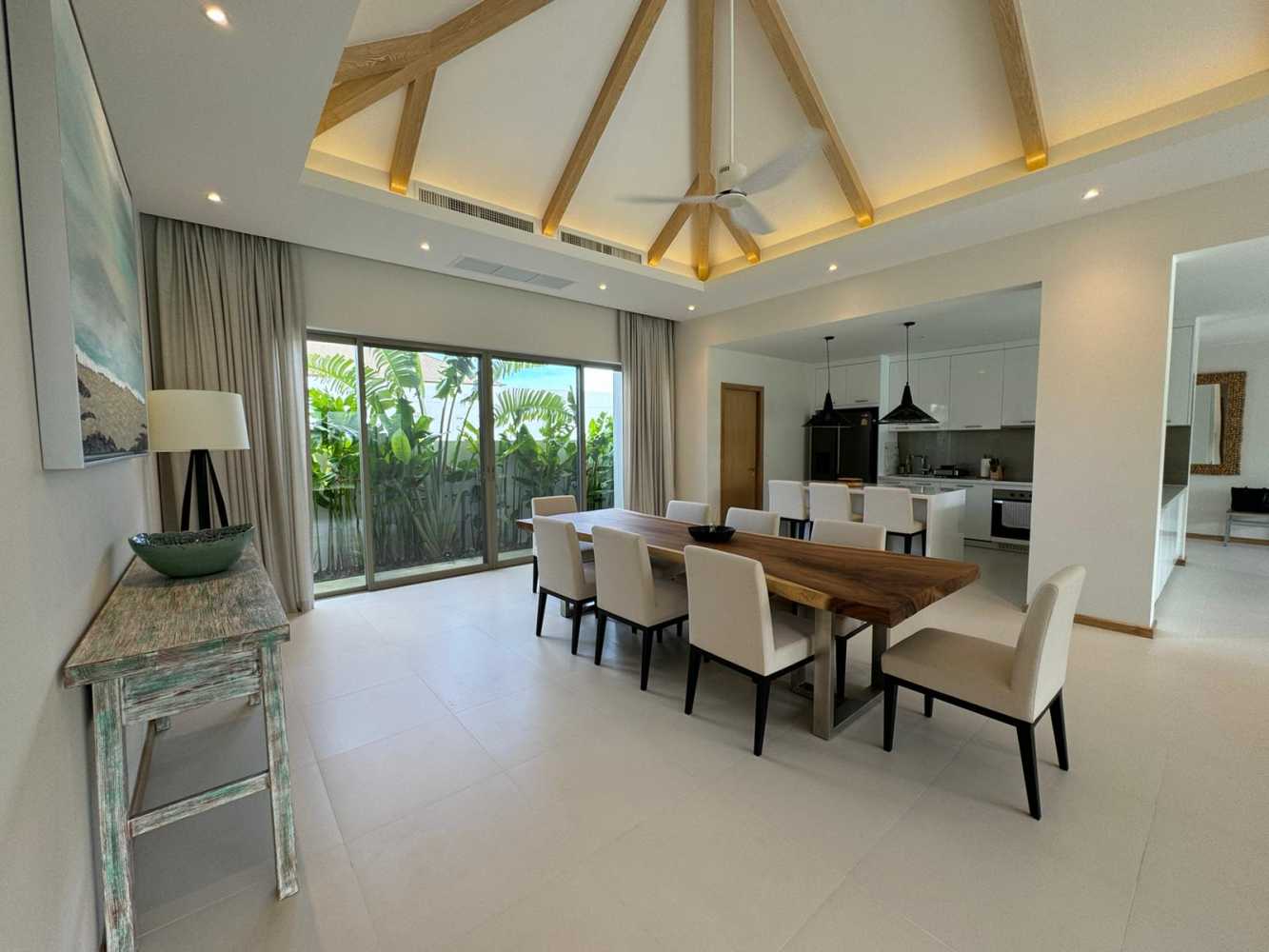 Property image - full photo 5
