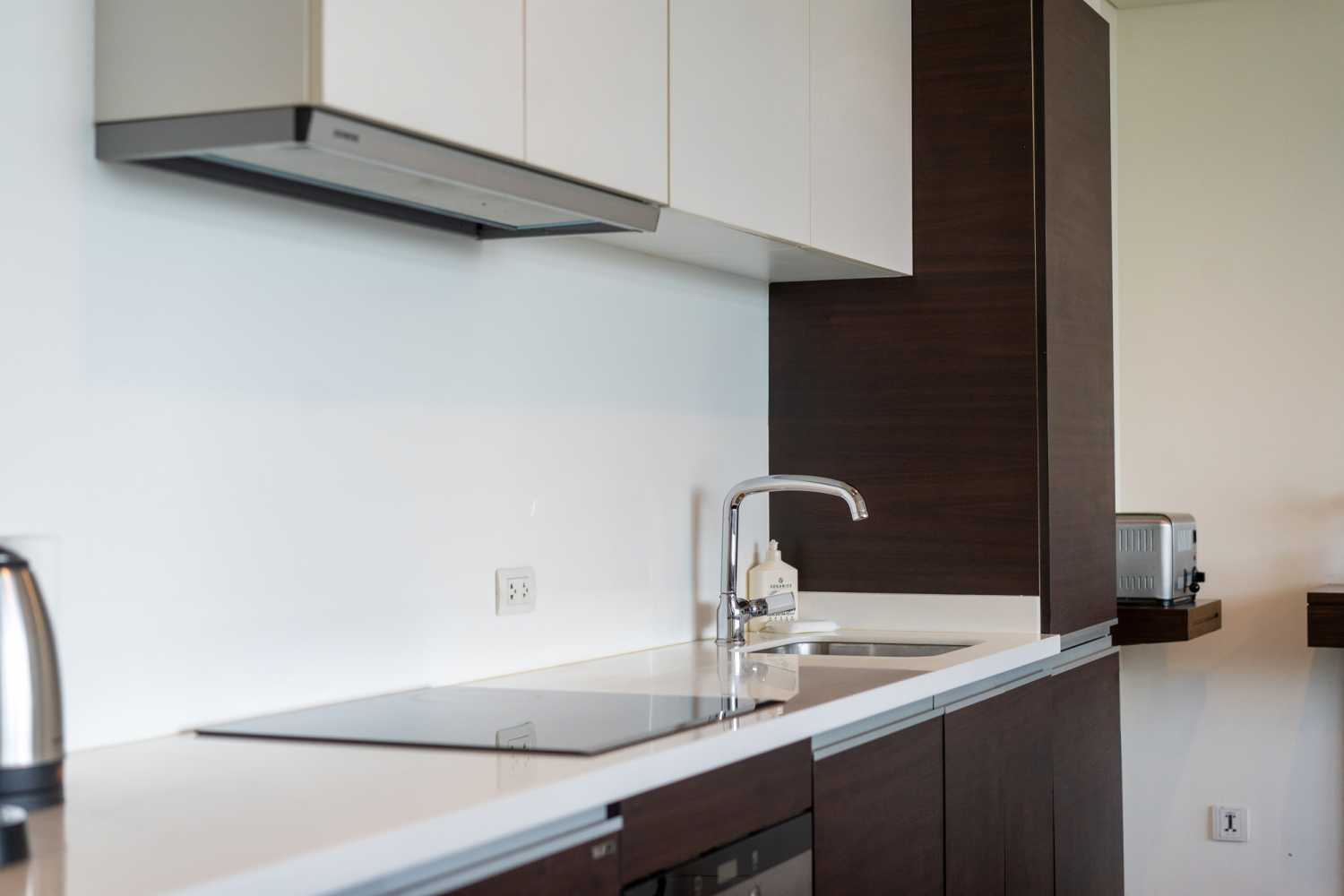 Property image - full photo 10