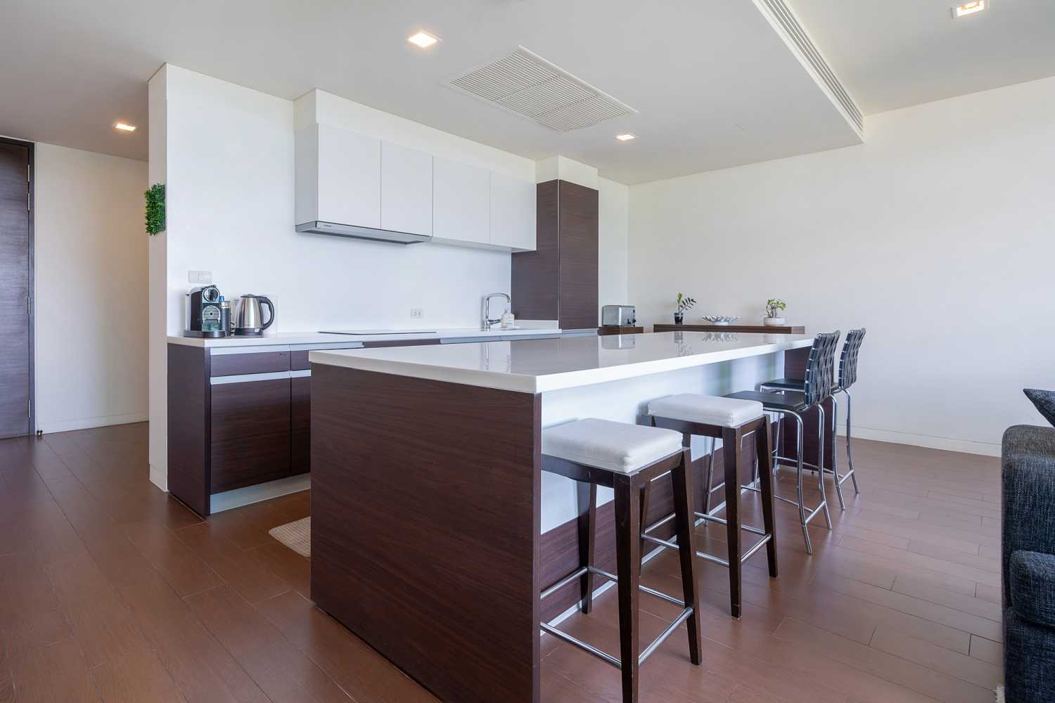 Property image - full photo 8