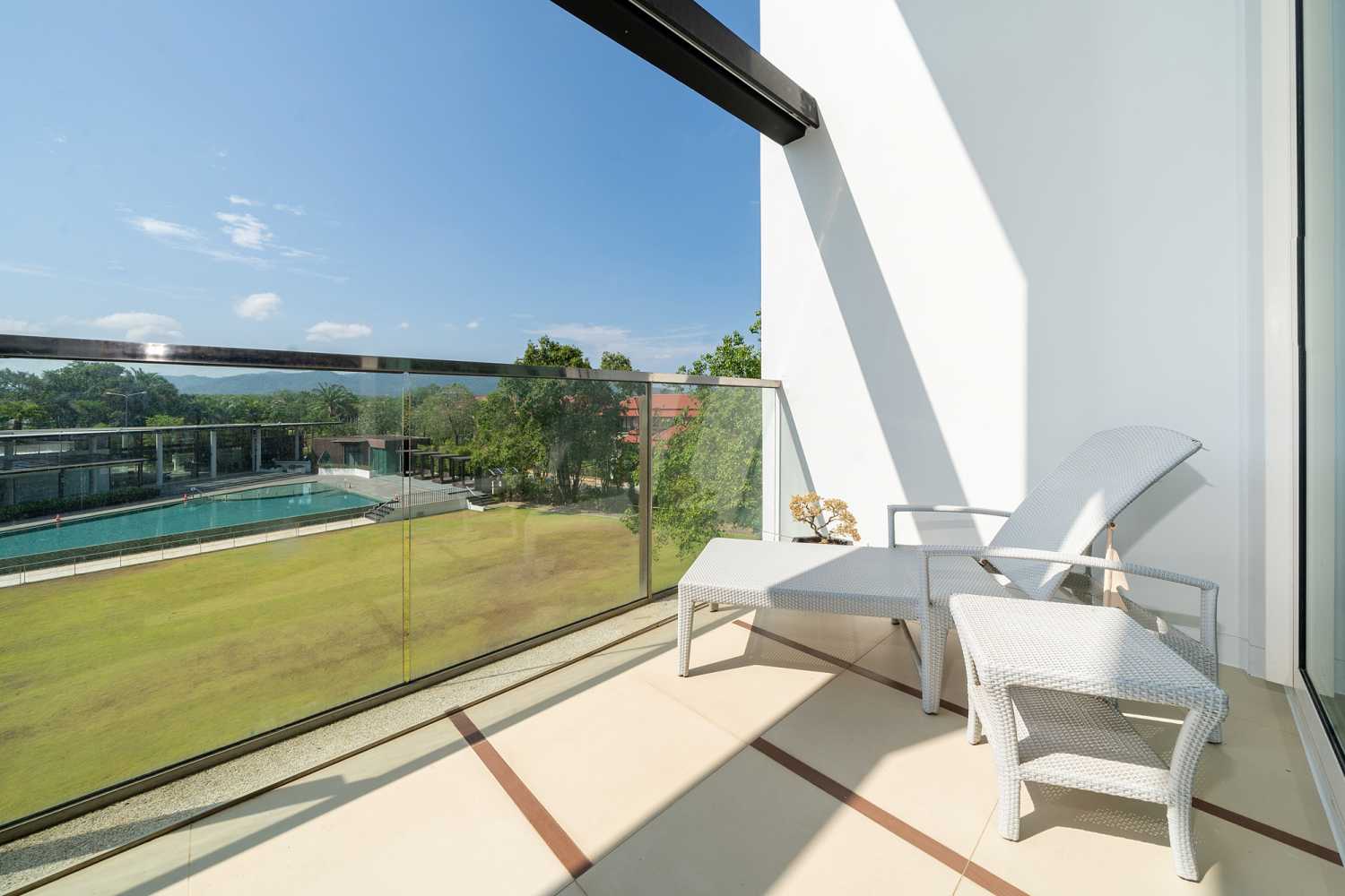 Property image - full photo 36