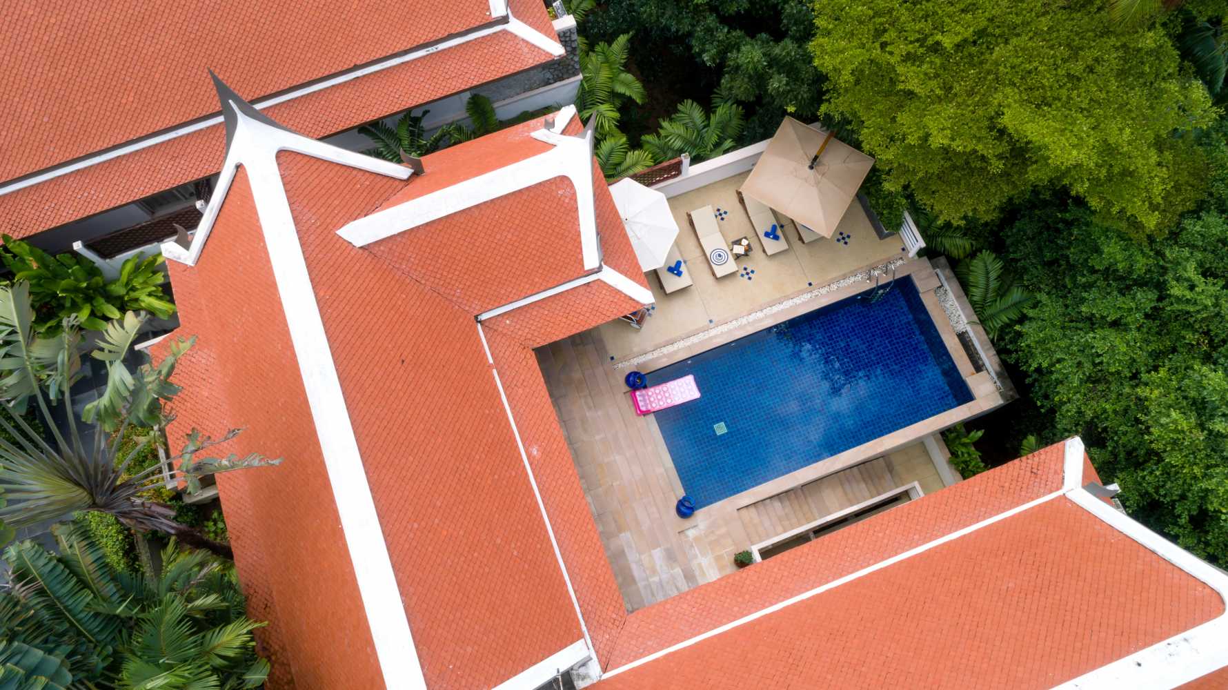 Property image - full photo 1