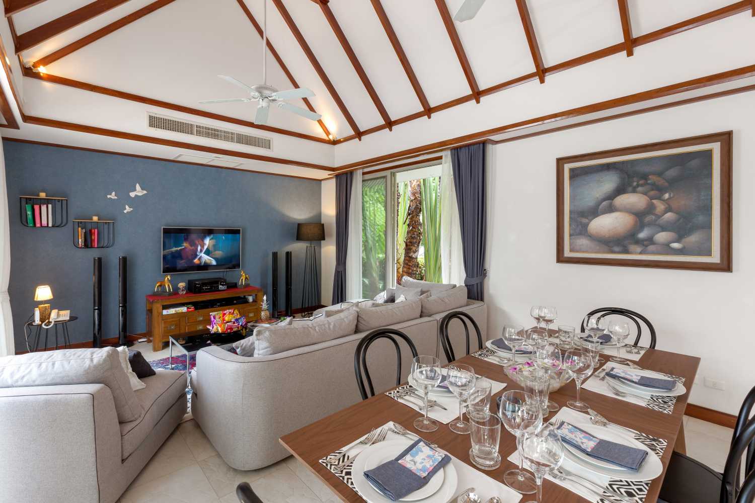 Property image - full photo 12