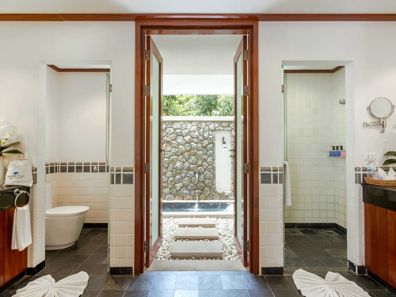 Property image - full photo 11