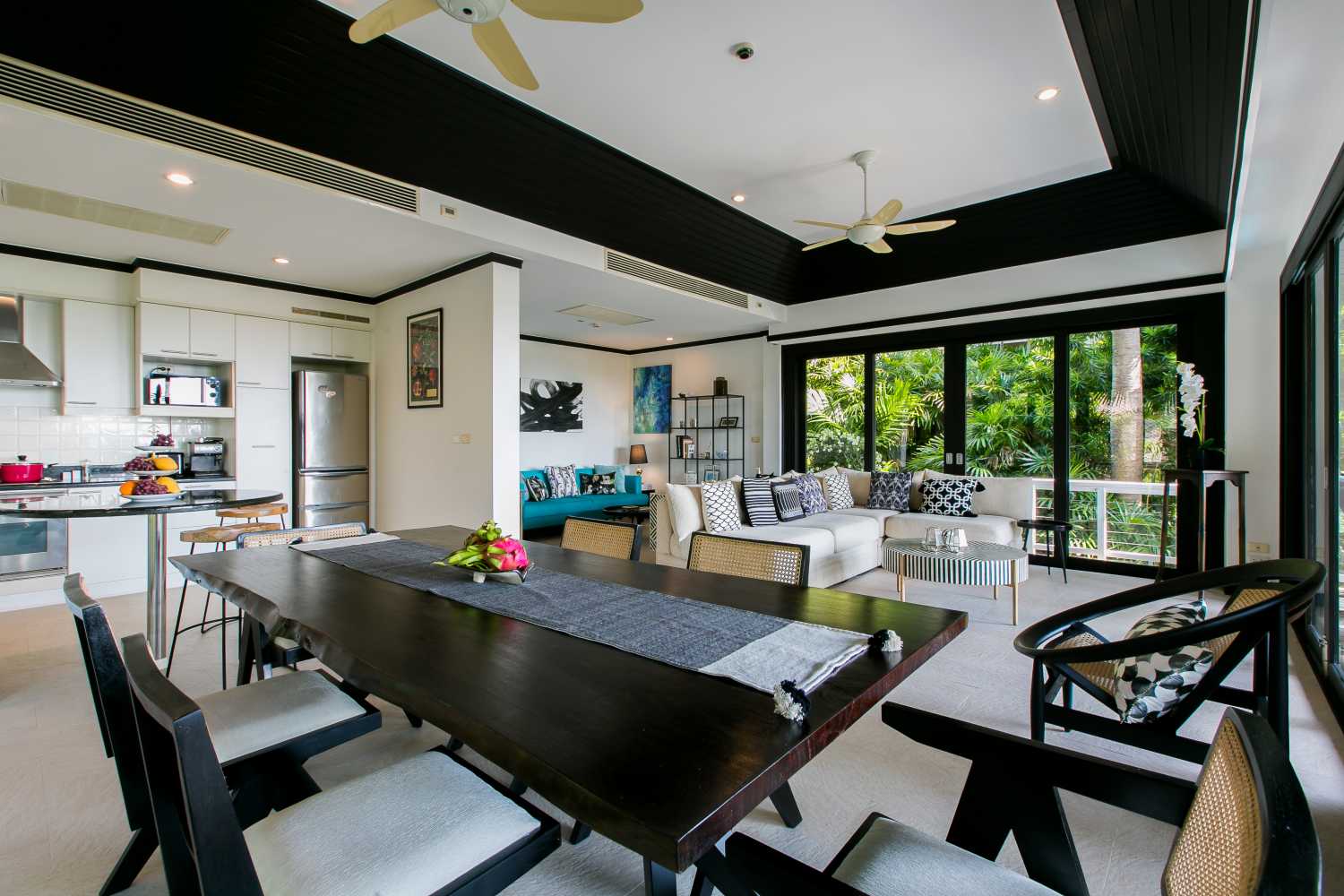 Property image - full photo 4