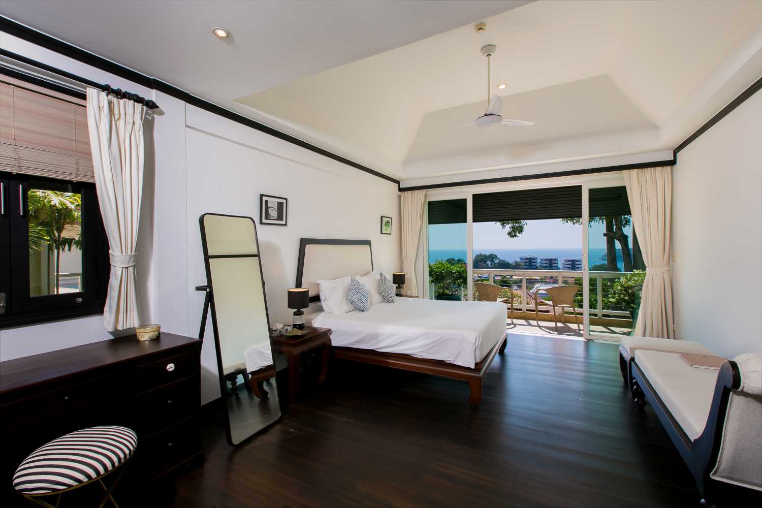 Property image - full photo 7