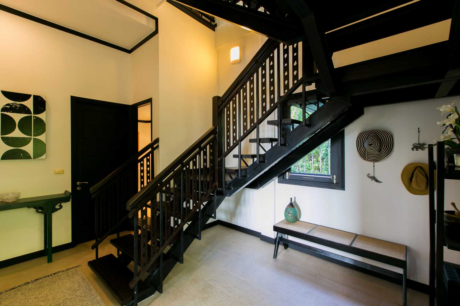 Property image - full photo 5