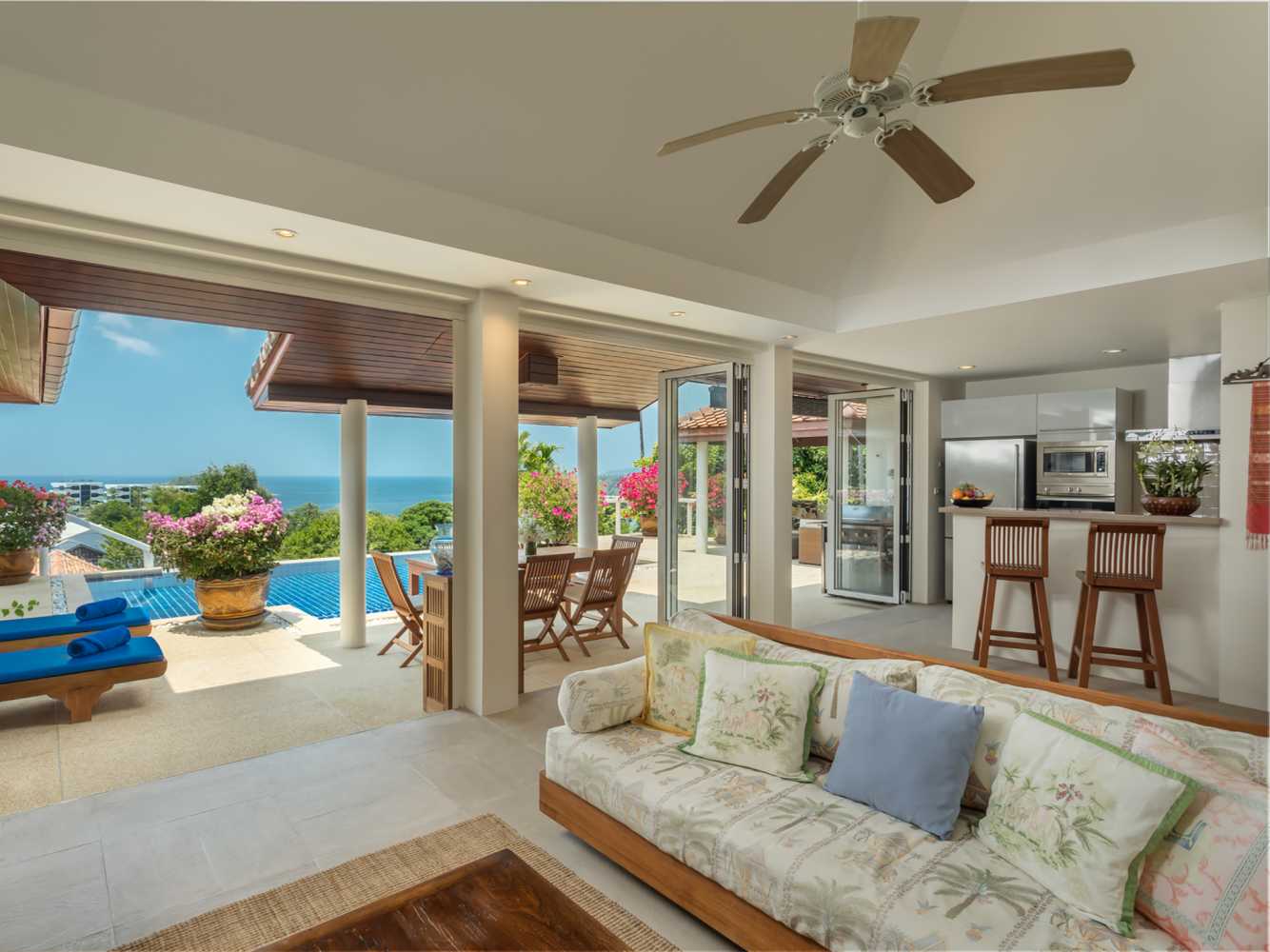 Property image - full photo 3