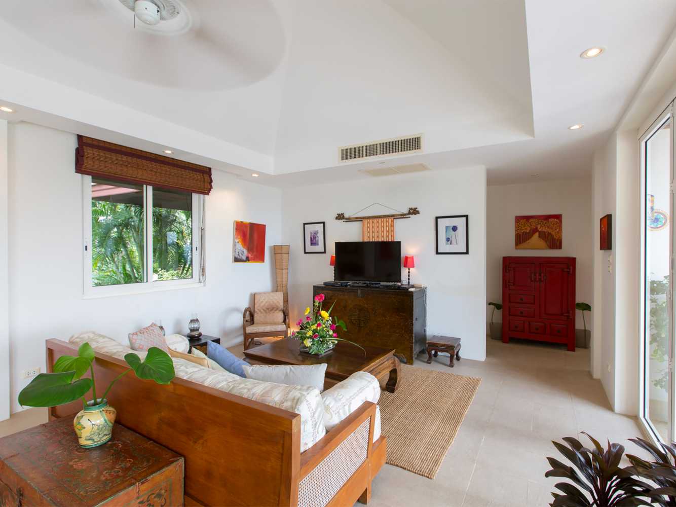 Property image - full photo 5