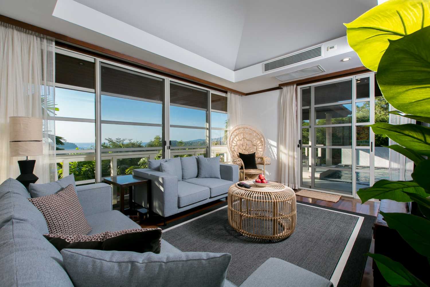 Property image - full photo 3