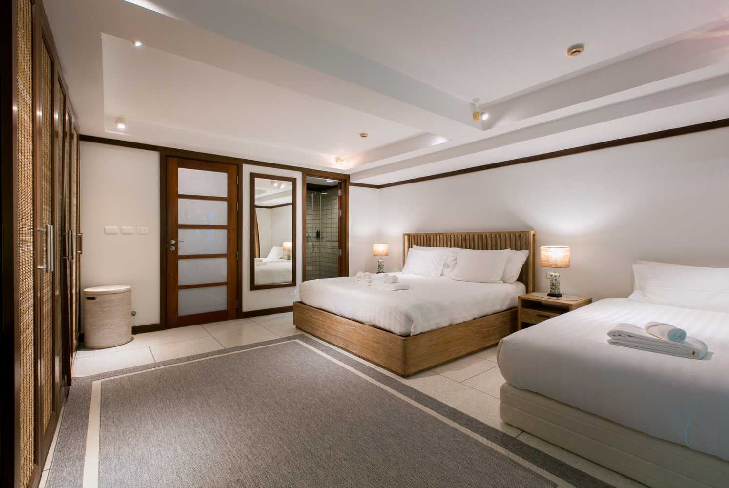 Property image - full photo 13