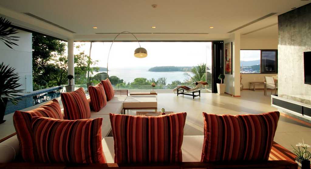 Property image - full photo 2