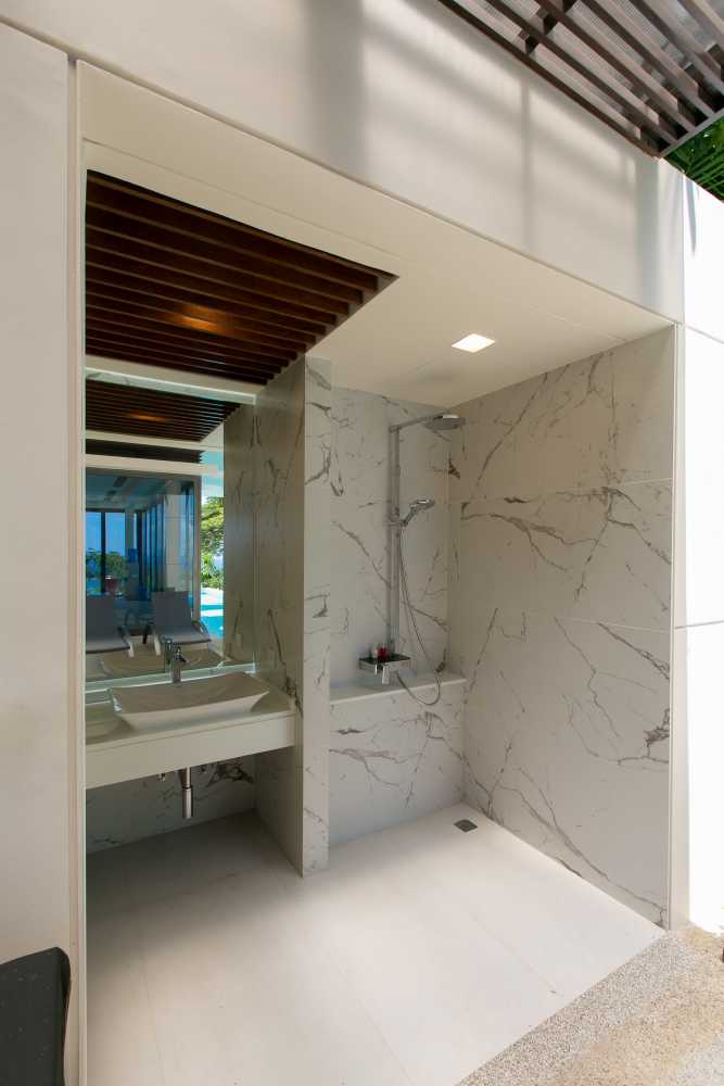 Property image - full photo 16