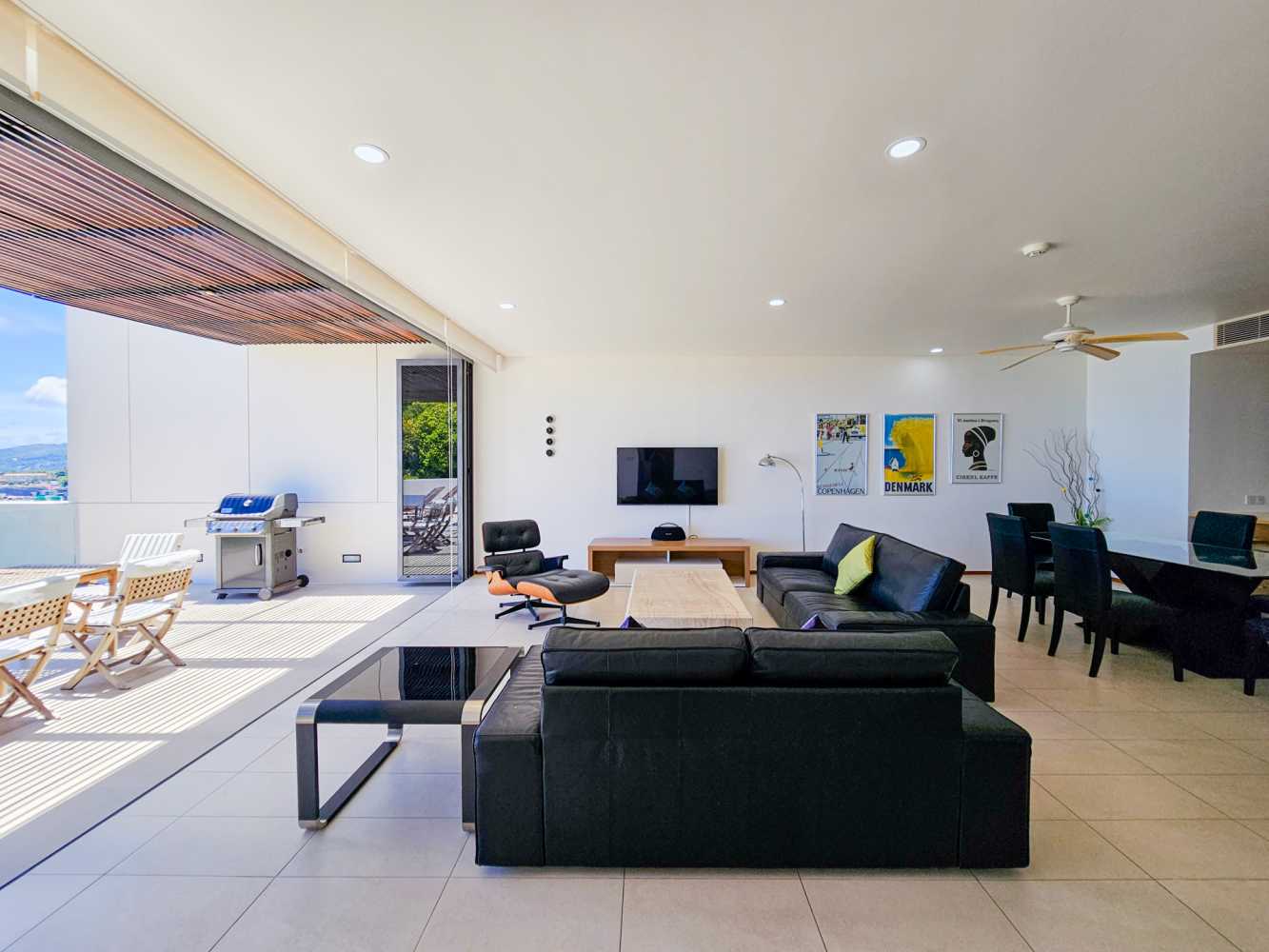 Property image - full photo 1