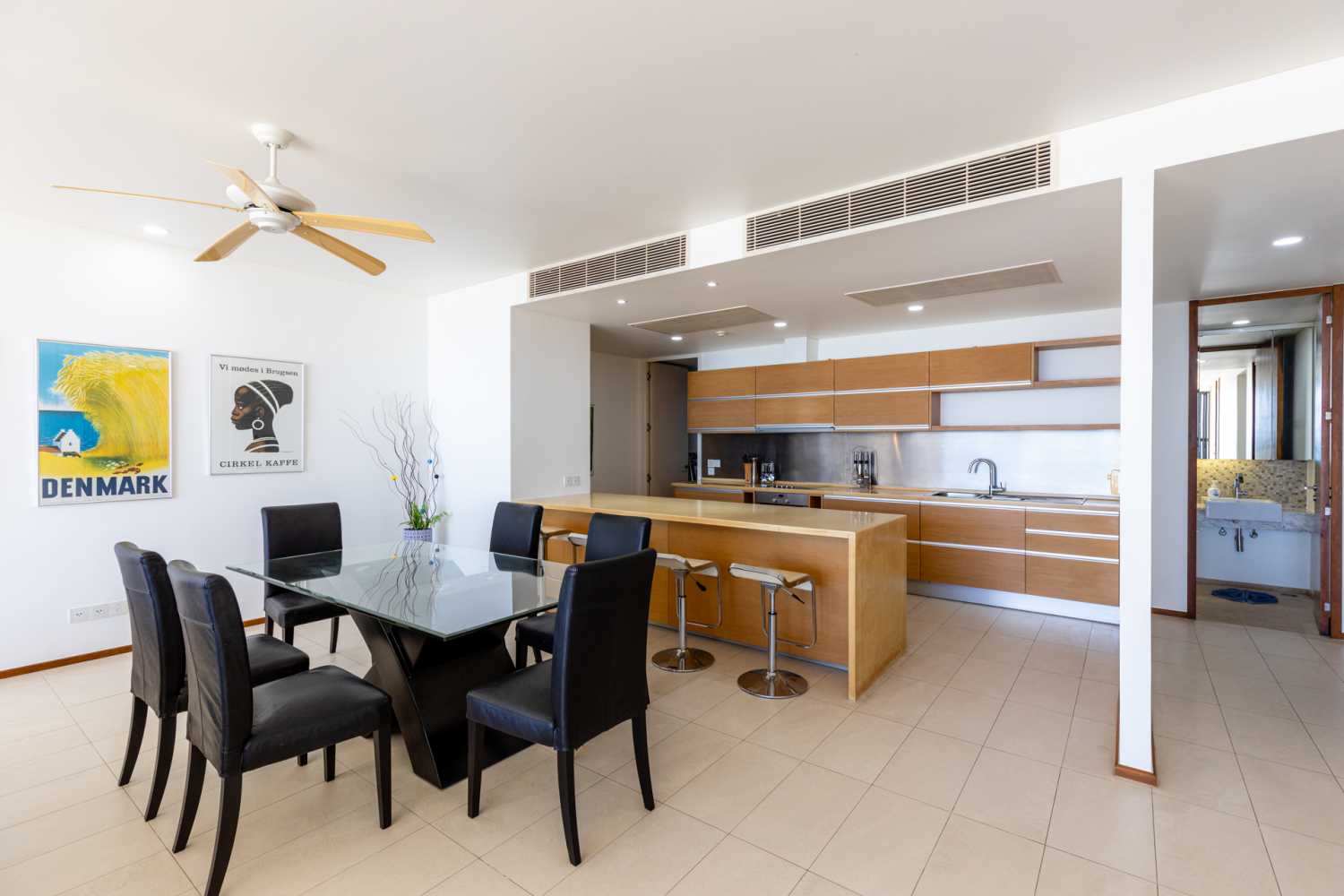 Property image - full photo 6