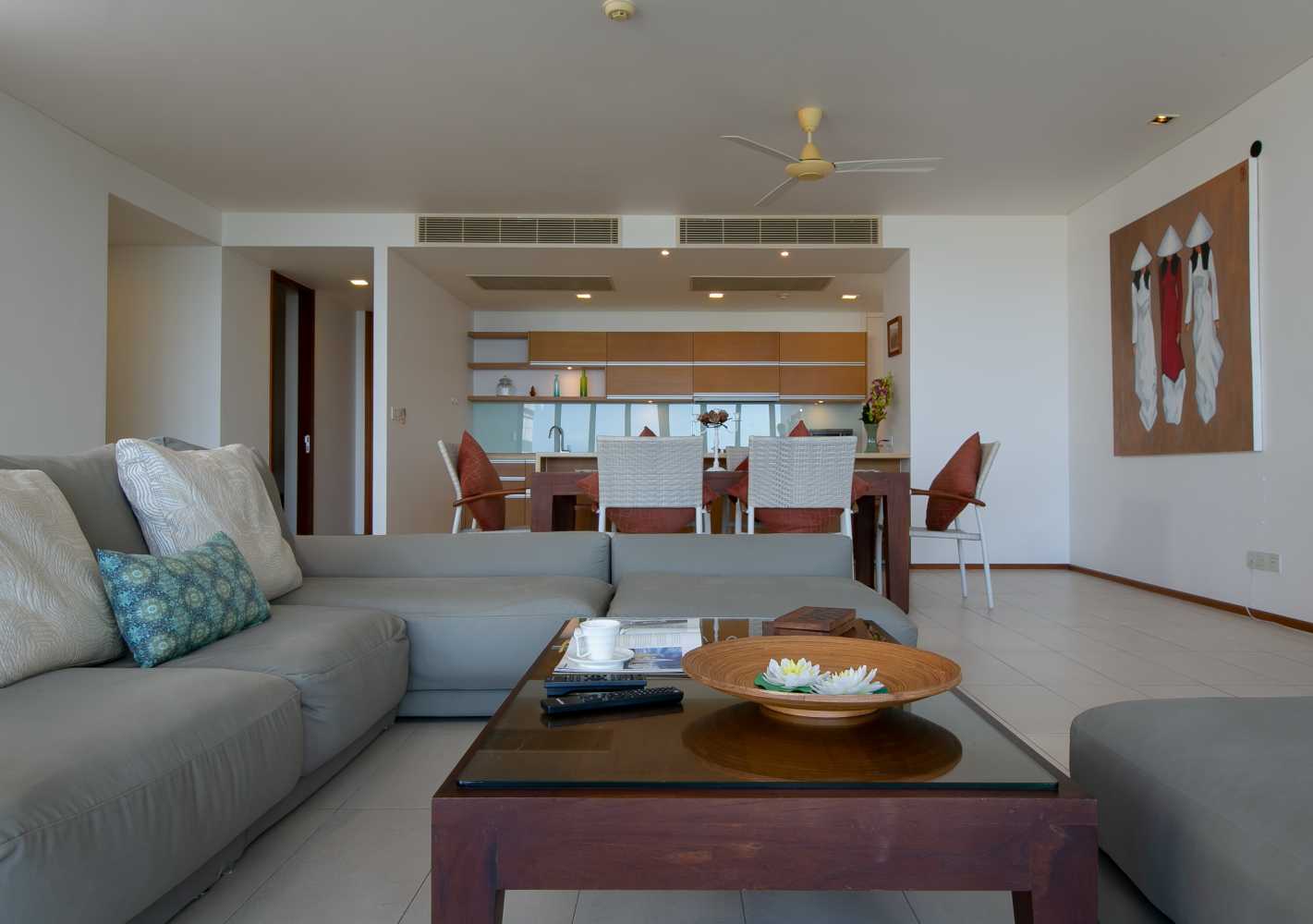 Property image - full photo 3
