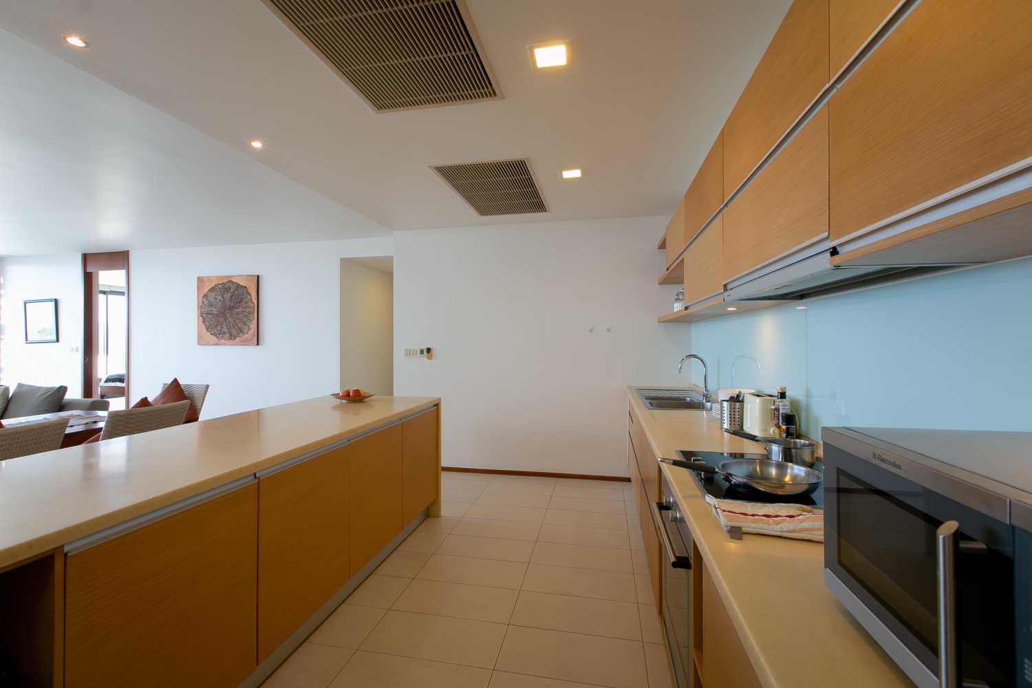 Property image - full photo 5