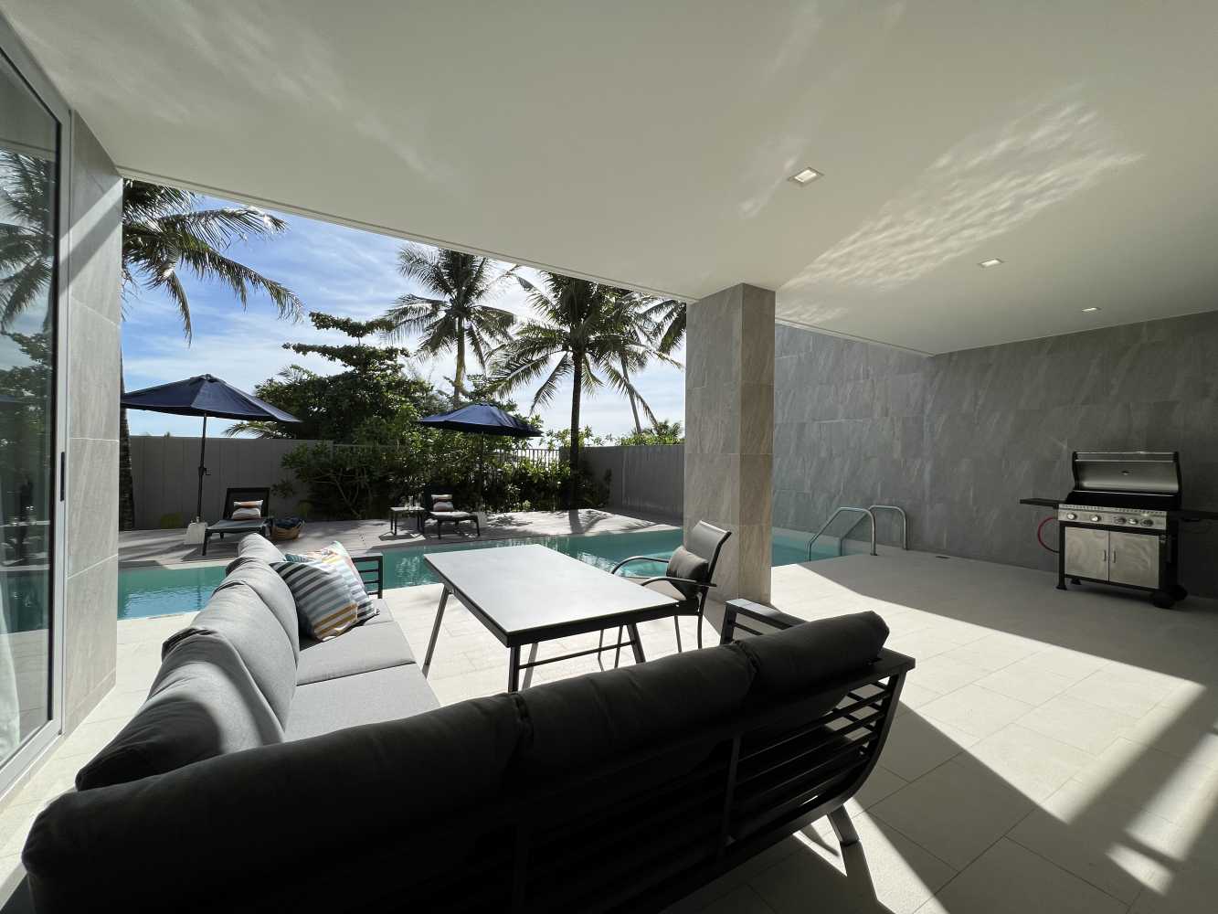 Property image - full photo 5
