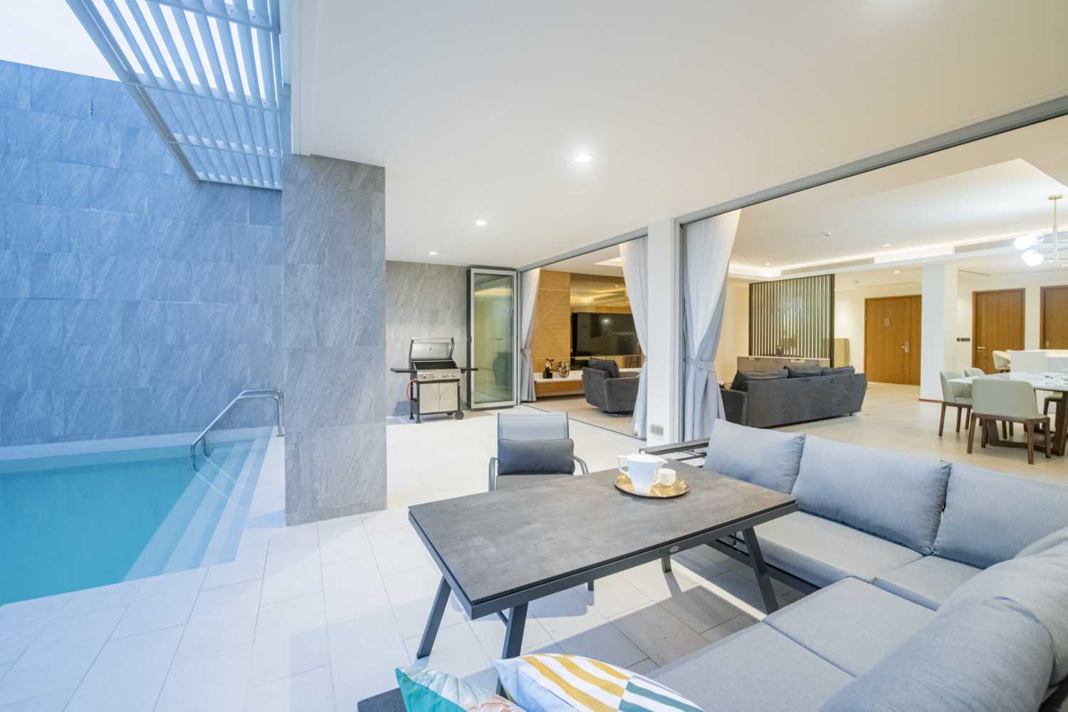 Property image - full photo 6