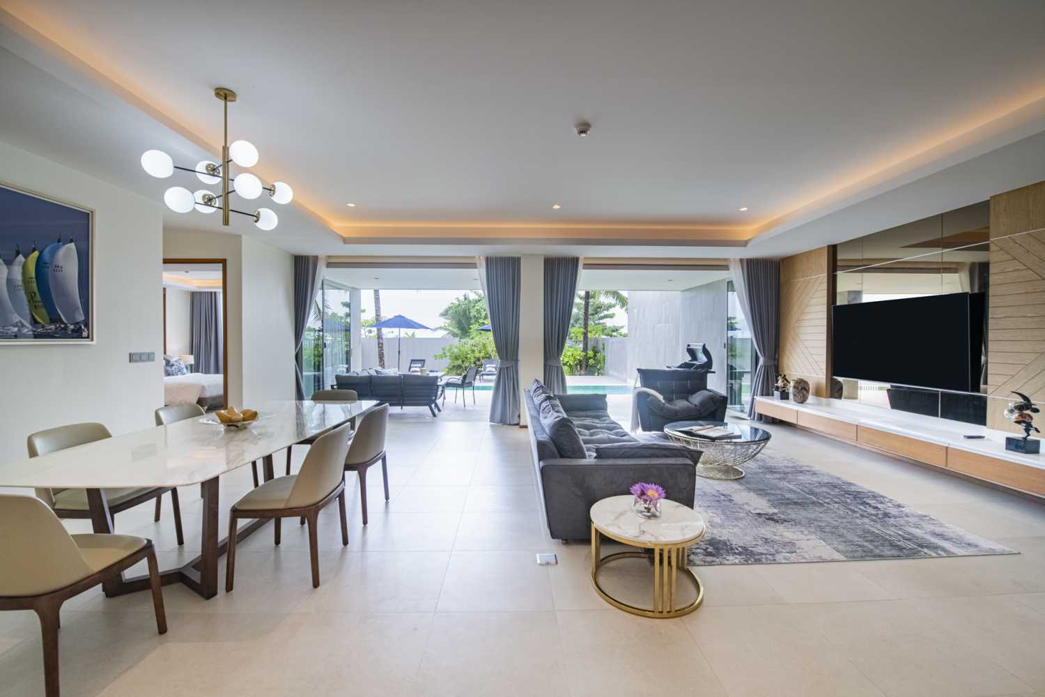 Property image - full photo 8