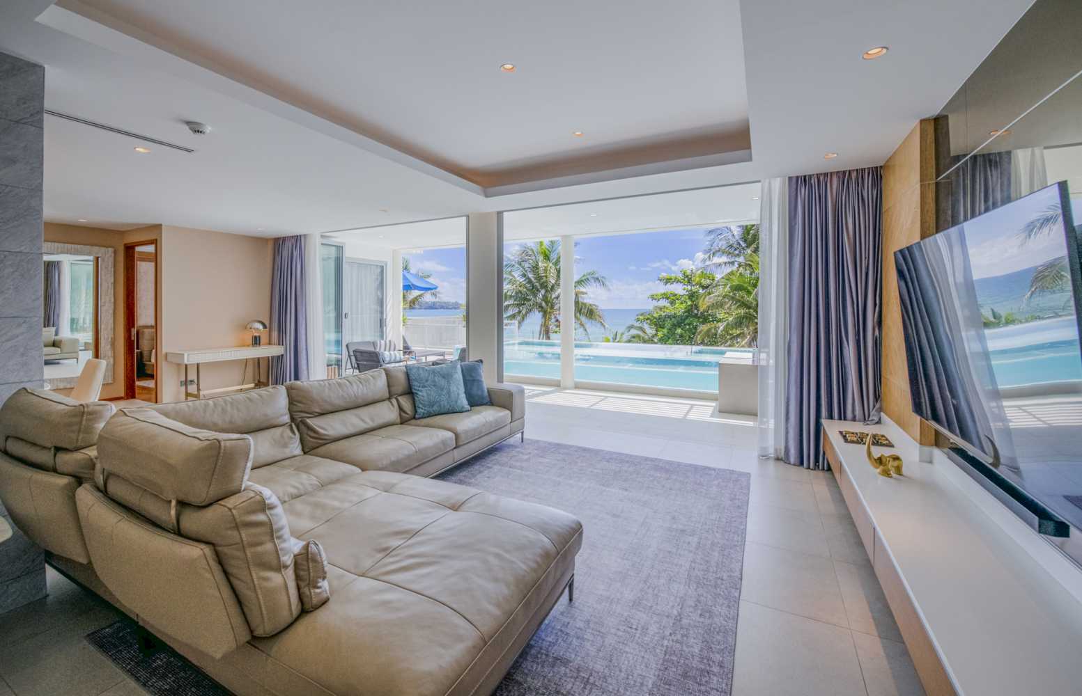 Property image - full photo 5