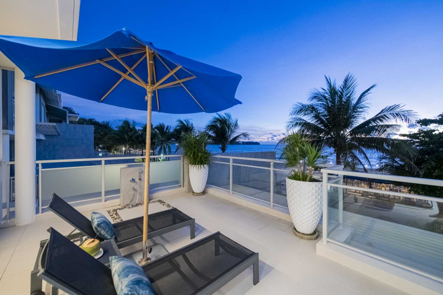 Property image - full photo 16