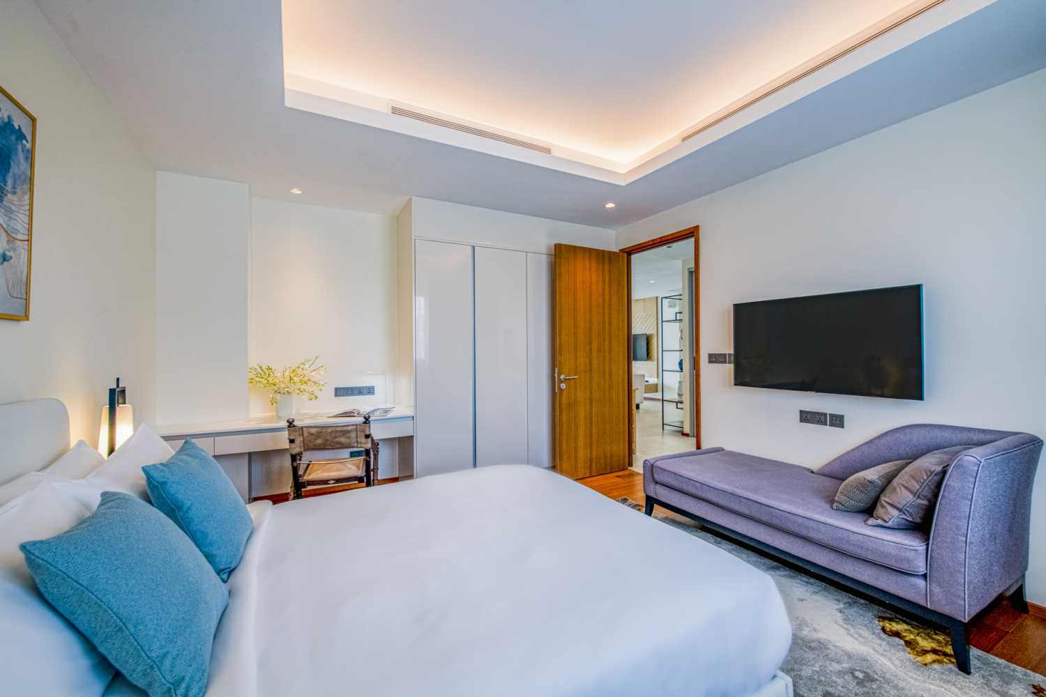 Property image - full photo 4